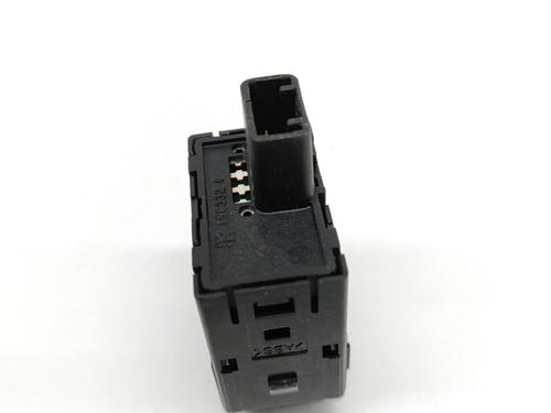 Switch LEXUS GS (_L1_) 300h (AWL10_, AWL10R) | BP17016330I30 