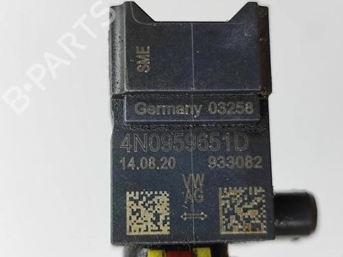 Electronic sensor AUDI Q5 (FYB, FYG) 40 TDI Mild Hybrid quattro | BP28431708M84