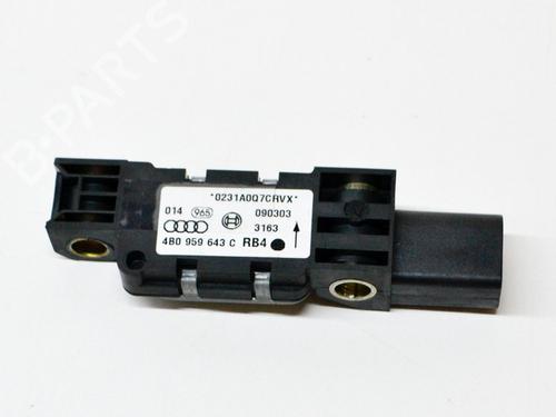 Used Electronic sensor VW PHAETON (3D1, 3D2, 3D3, 3D4, 3D6, 3D7, 3D8, 3D9) 5.0 V10 TDI 4motion (313 hp) 8840765