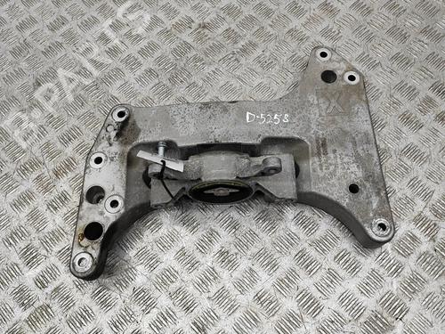 Used Gearbox mount Gearbox mount BMW 5 (G30, F90) 530 e Plug-in Hybrid (252 hp) 27384213 27384213