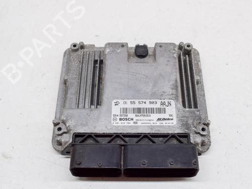Used Engine control unit (ECU) OPEL INSIGNIA A Sports Tourer (G09) 2.0 CDTI (35) (163 hp) 9227909