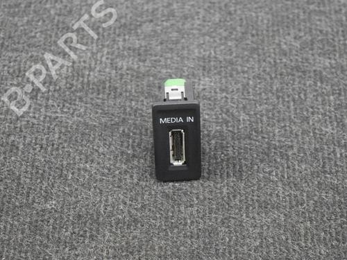 Used Electronic module VW GOLF VII (5G1, BQ1, BE1, BE2) 2.0 R 4motion (300 hp) 6767382