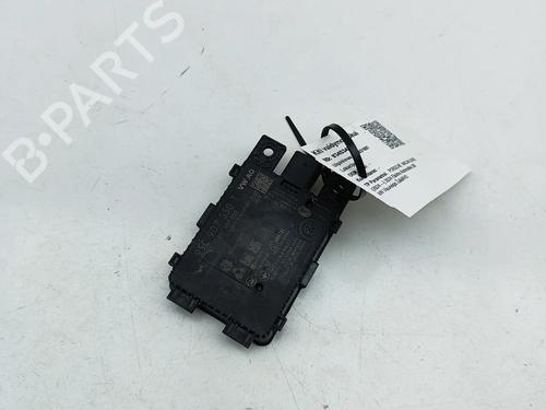 Used Electronic module Electronic module PORSCHE MACAN (XAB) 4S Electric 4 (XABDC1) (517 hp) 33433303 33433303
