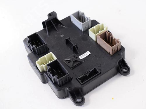 Used Electronic module Electronic module TESLA MODEL X (5YJX) 90D AWD (525 hp) 36045541 36045541