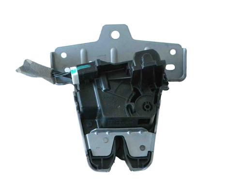 Used Tailgate lock POLESTAR POLESTAR 2 (534) EV (224 hp) 30242710