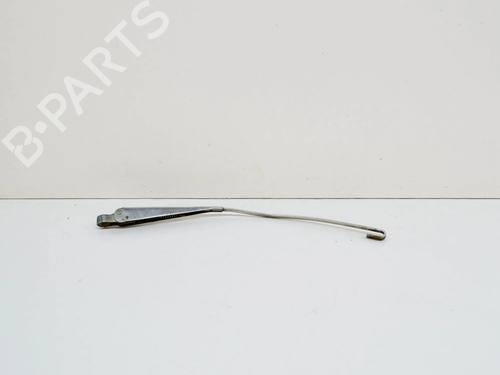 Used Front windshield wiper arm Front windshield wiper arm MERCEDES-BENZ S-CLASS Saloon (W108, W109) 280 S (108.016) (140 hp) 14641047 14641047