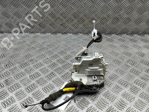 rear-left-lock-porsche-macan-95b-2014-33381246 main image