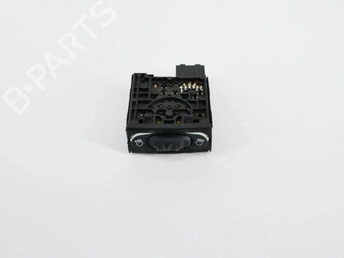 switch-renault-master-iii-van-fv-2010-27758936 main image