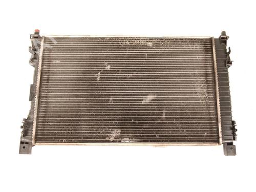 Used Water radiator Water radiator MERCEDES-BENZ CLK (C209) CLK 220 CDI (209.308) (136 hp) 33339251 33339251