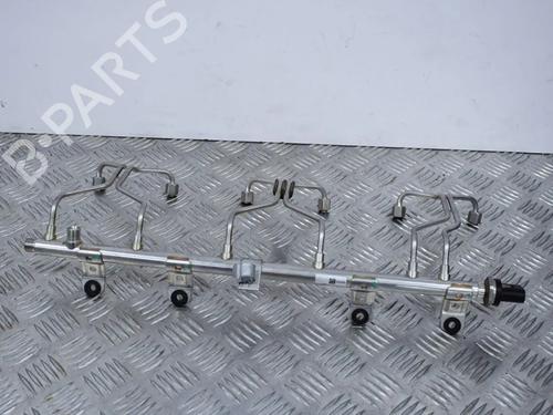 Used Injection rail BMW 4 Coupe (F32, F82) M4 (431 hp) 6735145