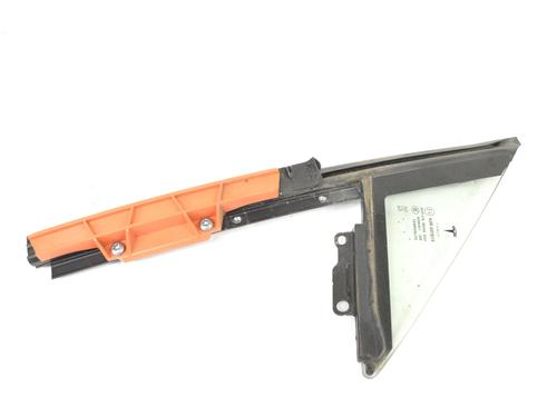 Front right quarter glass TESLA MODEL S (5YJS) 75D AWD | BP30267109C112 