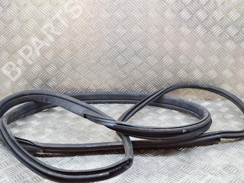 Used Rubber door seal BMW i3 (I01) Range Extender (170 hp) 28045720