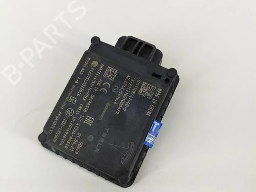 Electronic module TESLA MODEL 3 (5YJ3) EV AWD | BP28615831M83 - Image 3