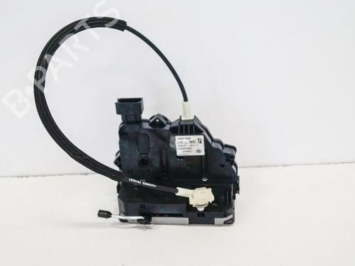 front-right-lock-opel-corsa-e-x15-14-08-68-2014-6743533 main image