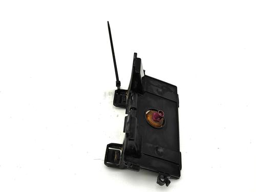 Antenne/Base AUDI Q8 (4MN, 4MT) 55 TFSI Mild Hybrid quattro | BP38070763C140 - Image 2