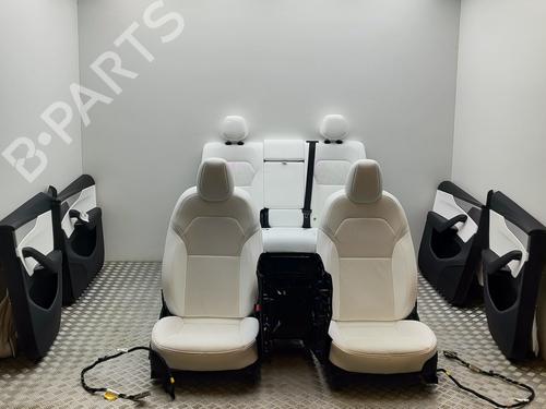 Used Seats set Seats set TESLA MODEL Y (5YJY) Long Range All-wheel Drive (514 hp) 33624595 33624595