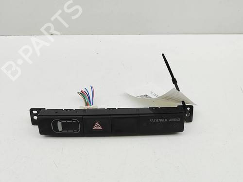 Used Warning switch Warning switch MITSUBISHI L200 / TRITON (KJ_, KK_, KL_) 2.4 DI-D 4WD (KL1T) (181 hp) 33433452 33433452
