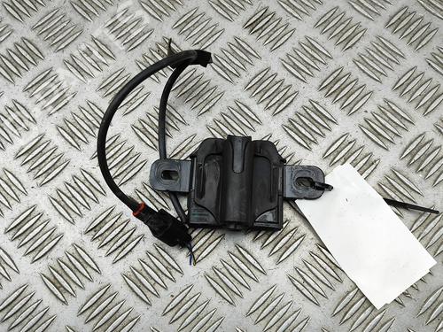 Used Hood lock VOLVO V40 Cross Country (526) D2 (120 hp) 30607061