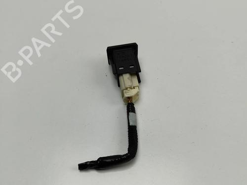 Switch TOYOTA PRIUS PLUS (_W4_) 1.8 Hybrid (ZVW4_) | BP26576600I30 