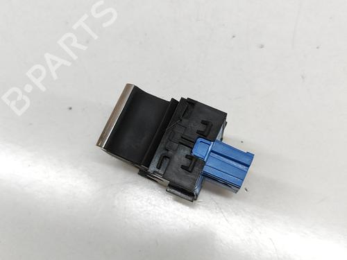 Switch PEUGEOT 2008 II (UD_, US_, UY_, UJ_, UR_, UC_) e-2008 (UKZKXZ) | BP29042484I30 