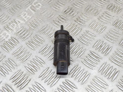 Used Washer pump Washer pump TESLA MODEL Y (5YJY) EV Performance All-wheel Drive (462 hp) 28589903 28589903