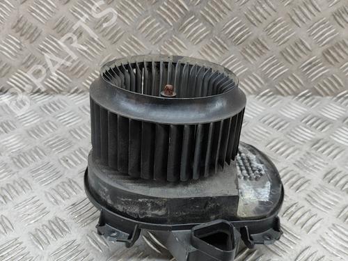 Used Heater blower motor MERCEDES-BENZ CLA Shooting Brake (X117) CLA 200 CDI / d (117.908) (136 hp) 16872891