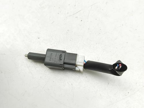 Used Electronic sensor Electronic sensor NISSAN LEAF (ZE1) Electric (150 hp) 33798169 33798169