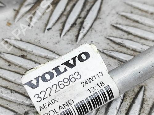 AC pipe VOLVO EX40 (536) EV | BP38650799M126 - Image 5