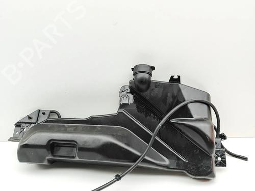 Used Windscreen washer tank Windscreen washer tank 38162521 38162521