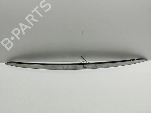 Used Tailgate trim TESLA MODEL X (5YJX) P100D AWD (772 hp) 28435559