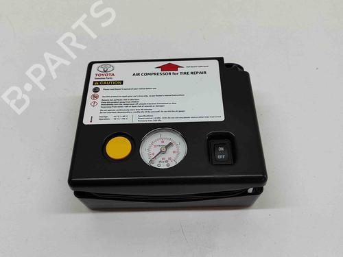 Used Electronic module TOYOTA AURIS (_E18_) 1.3 Dual-VVTi (NRE180_, NRE180R) (99 hp) 29458796