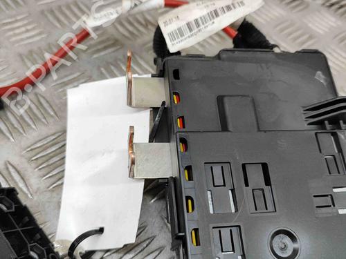 Fuse box VOLVO XC70 II (136) D4 AWD | BP18165701E1