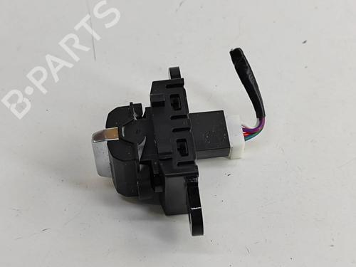 Switch MAZDA CX-30 (DM) e-SKYACTIV-X M Hybrid | BP28557732I30