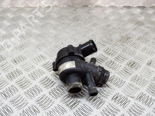 Used Thermostat housing Thermostat housing LAND ROVER DISCOVERY IV (L319) 3.0 SDV6 4x4 (256 hp) 14636020 14636020