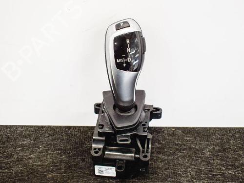 Used Gear lever BMW 1 (F20) 116 d (116 hp) 6742068