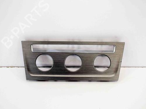 Autre VW GOLF VII (5G1, BQ1, BE1, BE2) 1.6 TDI (105 hp) 6743842