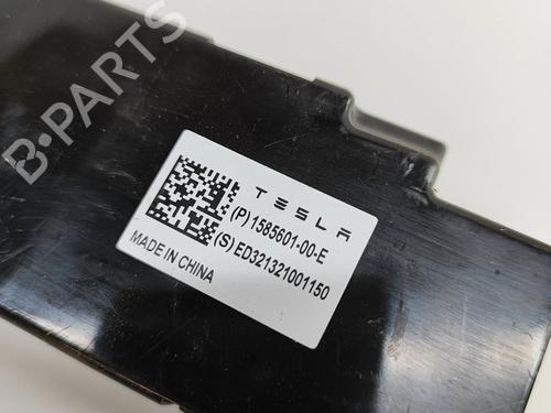 Electronic module TESLA MODEL Y (5YJY) EV Performance All-wheel Drive | BP33371096M83  - Image 10