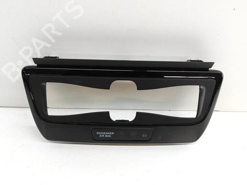 other-nissan-leaf-ze1-2017-27779169 main image