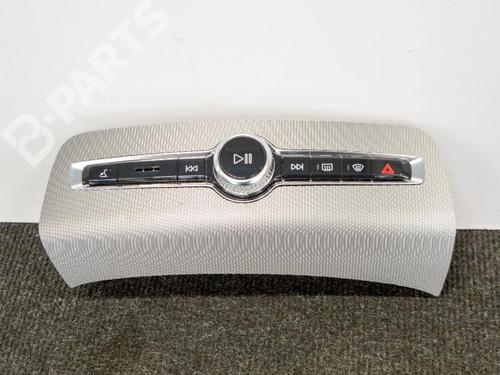 Used Switch VOLVO XC90 II (256) D5 AWD (235 hp) 8836591