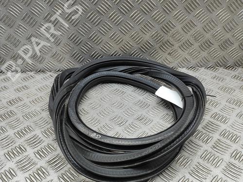 Used Rubber door seal Rubber door seal CUPRA FORMENTOR (KM7, KMP) 1.4 e-Hybrid (204 hp) 33381625 33381625