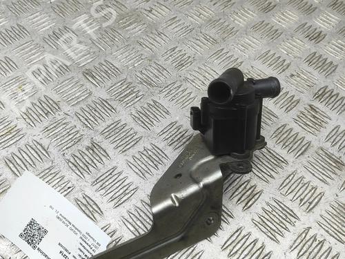 Used Auxiliary water pump Auxiliary water pump VOLVO XC40 (536) D3 AWD (150 hp) 35727291 35727291