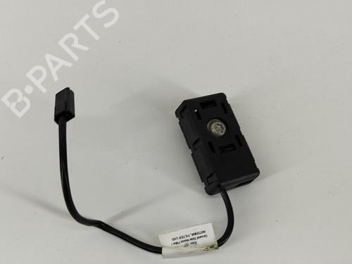 Elektronische module TESLA MODEL 3 (5YJ3) EV AWD (351 hp) 28554538