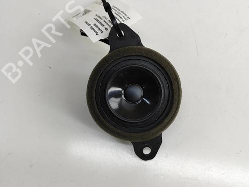 speaker-lexus-ux-_aa1_-_ah1_-_ma1_-2018-27788763 main image