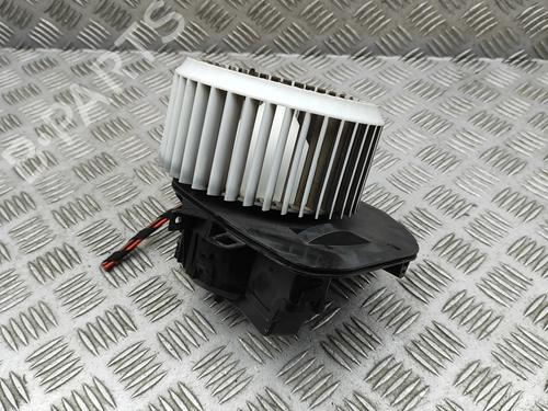 Used Heater blower motor Heater blower motor VW TRANSPORTER T6 / CARAVELLE T6 Bus (SGB, SGJ, SHB, SHJ) 2.0 TDI (204 hp) 32756354 32756354