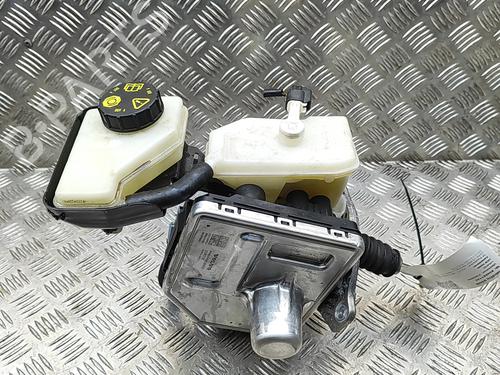 Used Servo brake Servo brake VOLVO V60 II (225) B6 Mild-Hybrid AWD (299 hp) 33389697 33389697