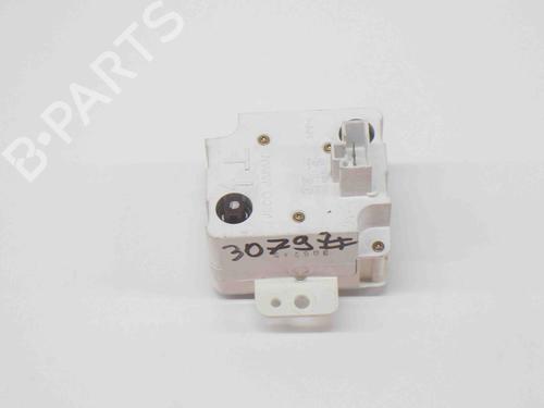 Display monitor MITSUBISHI OUTLANDER I (CU_W) 2.0 4WD (CU2W) | BP7698654C48