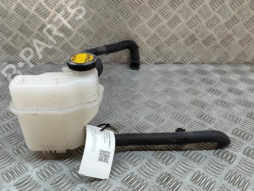 other-toyota-yaris-_p13_-15-hybrid-nhp130_-nhp130-g92a052010-2010-2011-2012-2013-2014-2015-2016-2017-2018-2019-2020-19329772 main image