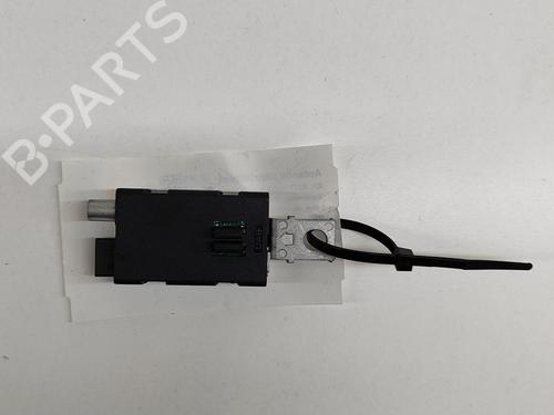 Elektronisk modul PEUGEOT 3008 II SUV (MC_, MR_, MJ_, M4_) 1.2 THP/ PureTech 130 (MRHNSM, MRHNSU, MRHNSJ, MRHNYW,... (131 hp) 16536241