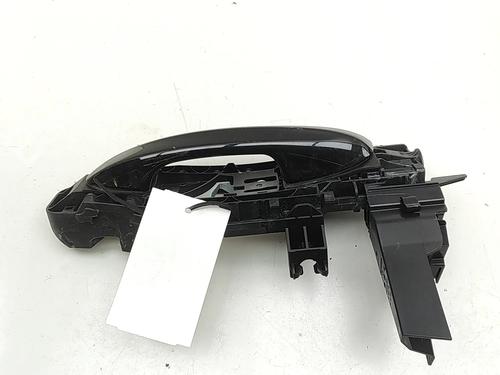 front-left-exterior-door-handle-mercedes-benz-gla-h247-2020-33387913 main image