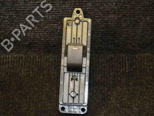 Interrupteur de vitre arrière droite MAZDA 6 Hatchback (GH) 2.2 MZR-CD (GH10) (185 hp) 6727439